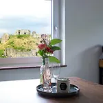 Viphouse Valkenburg 4*