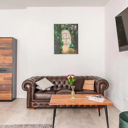 Viphouse Valkenburg B&B