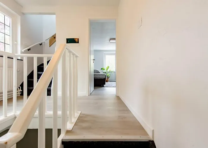 Viphouse Valkenburg B&B 4*